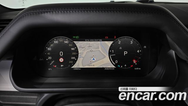 Land Rover Defender 130 D300 X-Dynamic HSE