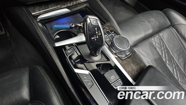 BMW 5-Series 530d M Sport Plus
