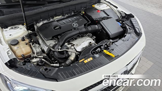 Mercedes-Benz GLB-Class GLB250 4MATIC