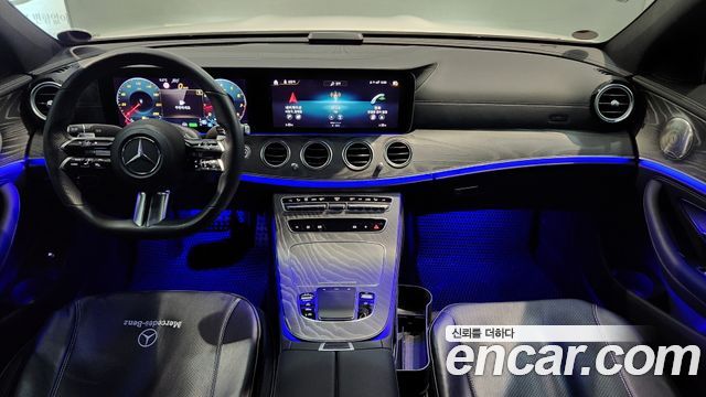 Mercedes-Benz E-Class E350 4MATIC AMG Line