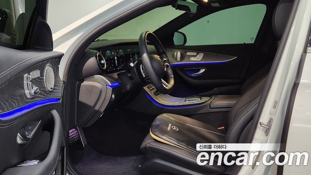 Mercedes-Benz E-Class E350 4MATIC AMG Line