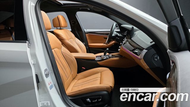 BMW 5-Series 520i M Sport