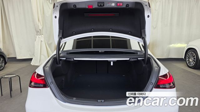 Mercedes-Benz E-Class E250 AMG Line