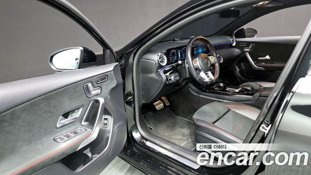 Mercedes-Benz A-Class AMG A35 4MATIC Sedan