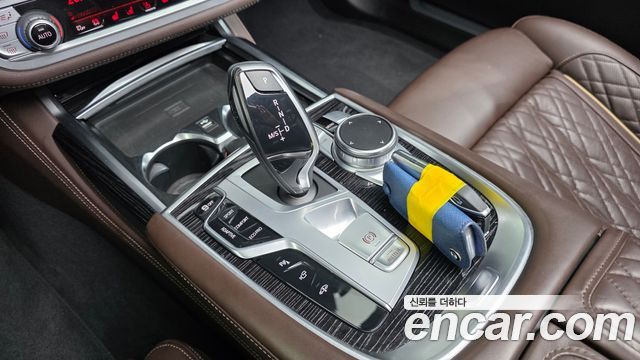 BMW 7-Series 740i M Sport