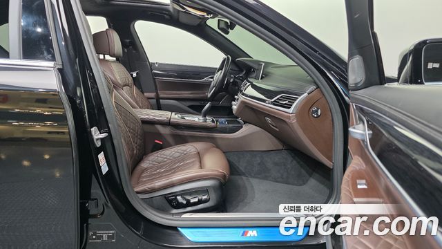 BMW 7-Series 740i M Sport