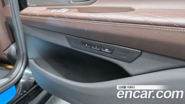 BMW 7-Series 740i M Sport