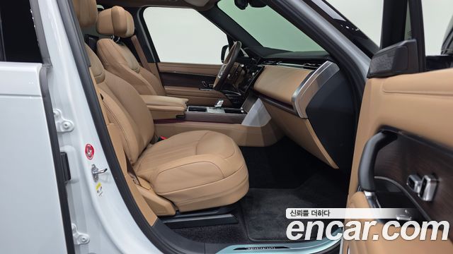 Land Rover Range Rover P530 Autobiography Long Wheel Base