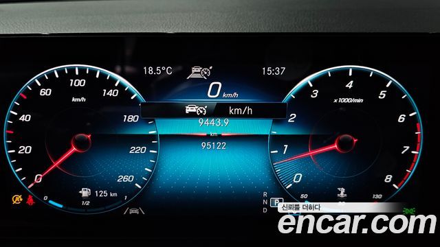 Mercedes-Benz GLB-Class GLB250 4MATIC