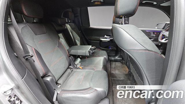 Mercedes-Benz GLB-Class GLB250 4MATIC