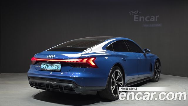Audi e-tron GT GT quattro
