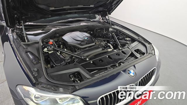 BMW 5-Series 520d xDrive M Aero Dynamic