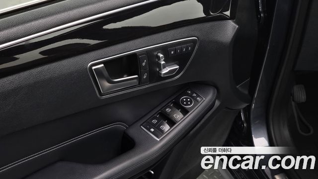 Mercedes-Benz E-Class E200 Avantgarde