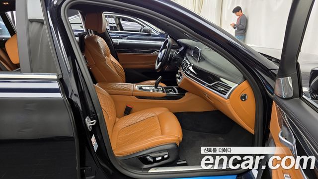 BMW 7-Series 740Li xDrive M Sport Package