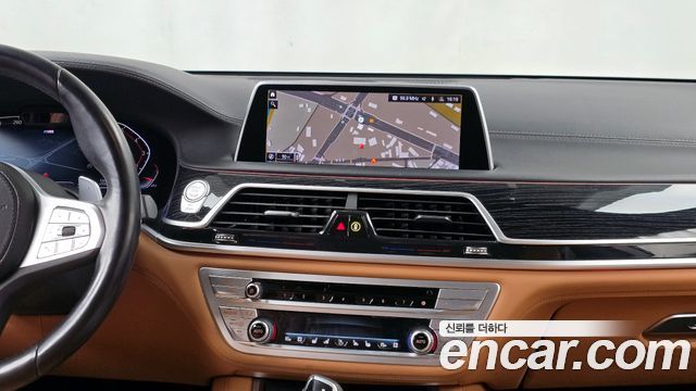 BMW 7-Series 740Li xDrive M Sport Package