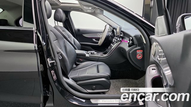 Mercedes-Benz C-Class C200 Avantgarde