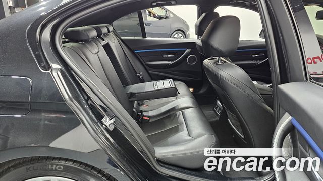 BMW 3-Series 330i M Sport