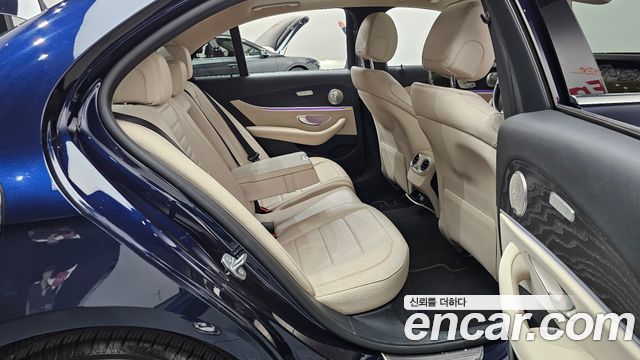 Mercedes-Benz E-Class E220d Avantgarde