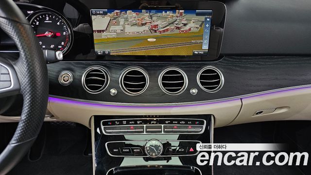 Mercedes-Benz E-Class E220d Avantgarde