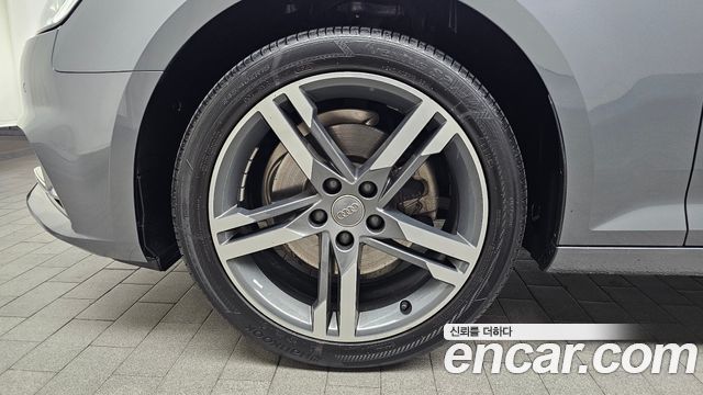 Audi A4 40 TFSI Premium