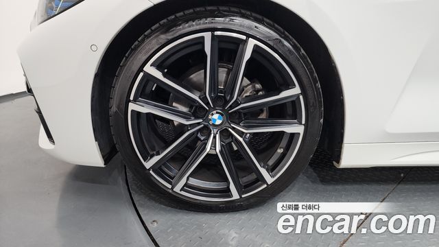 BMW 4Series (G22) 420i M Sport Convertible