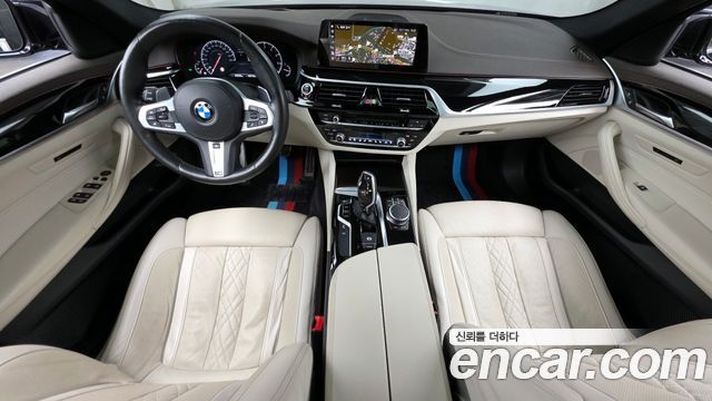 BMW 5-Series 530i xDrive M Sport Package Plus
