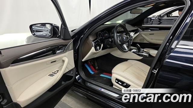 BMW 5-Series 530i xDrive M Sport Package Plus