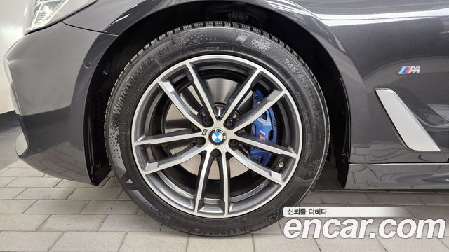 BMW 5-Series 523d M Sport