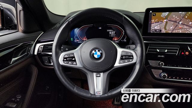 BMW 5-Series 523d M Sport
