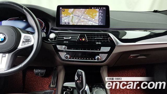 BMW 5-Series 523d M Sport