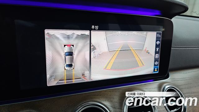 Mercedes-Benz E-Class E300 4MATIC Exclusive