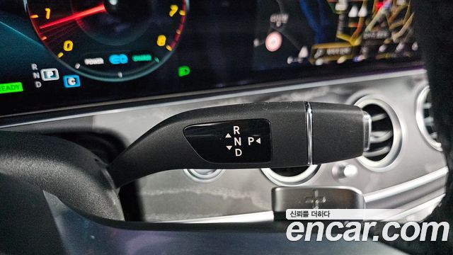 Mercedes-Benz E-Class E350 4MATIC AMG Line