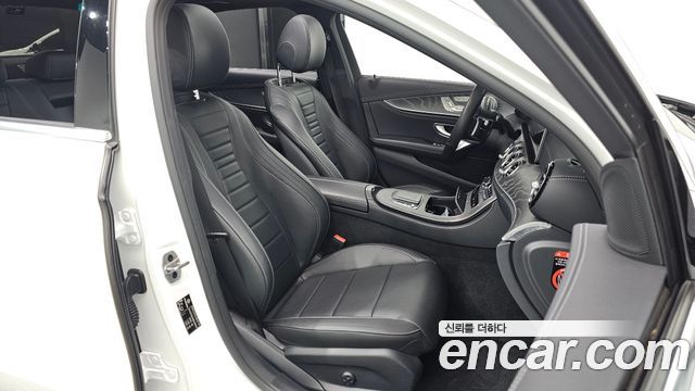 Mercedes-Benz E-Class E350 4MATIC AMG Line