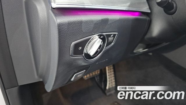 Mercedes-Benz E-Class E350 4MATIC AMG Line