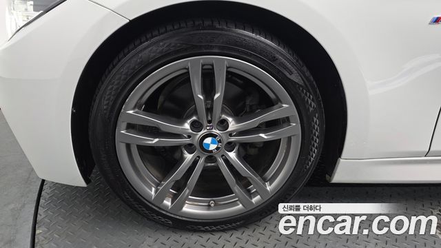 BMW 3-Series 320i M Sport