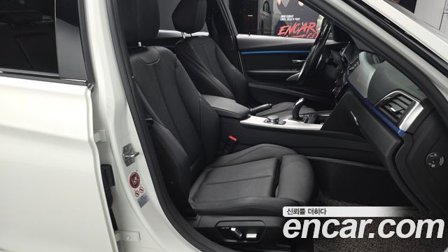 BMW 3-Series 320i M Sport