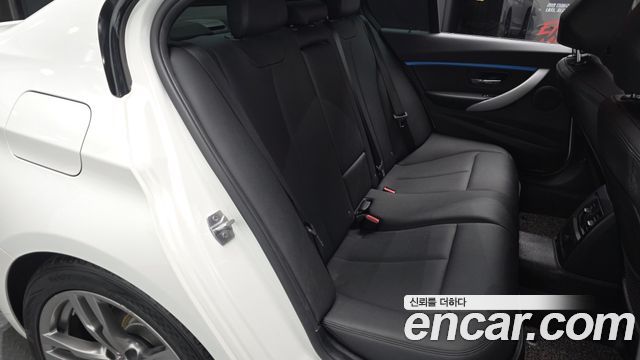BMW 3-Series 320i M Sport