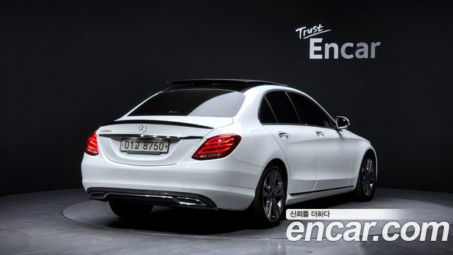 Mercedes-Benz C-Class C220 d Avantgarde