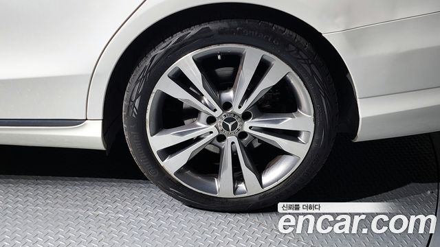 Mercedes-Benz C-Class C220 d Avantgarde