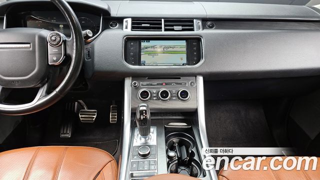 Land Rover Range Rover Sport 3.0 SDV6 HSE Dynamic