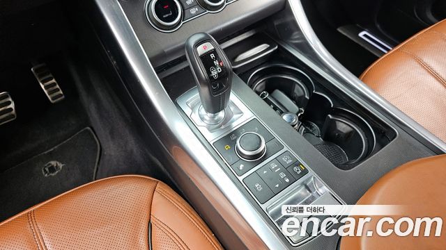 Land Rover Range Rover Sport 3.0 SDV6 HSE Dynamic