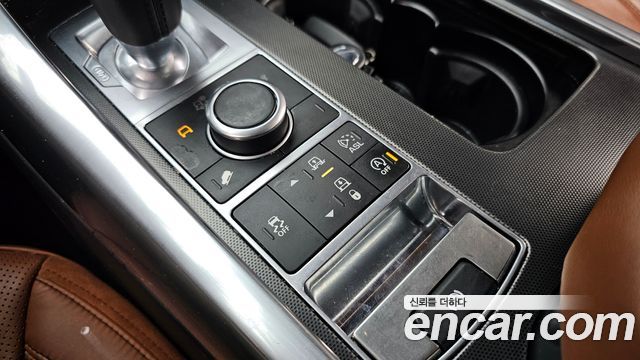 Land Rover Range Rover Sport 3.0 SDV6 HSE Dynamic