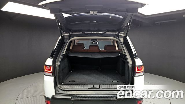 Land Rover Range Rover Sport 3.0 SDV6 HSE Dynamic