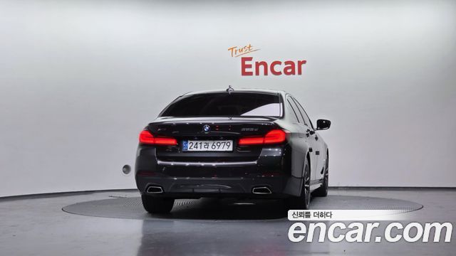 BMW 5-Series 523d xDrive M Sport