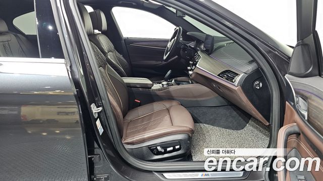BMW 5-Series 523d xDrive M Sport