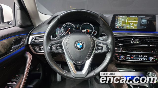 BMW 5-Series 530d Luxury Plus