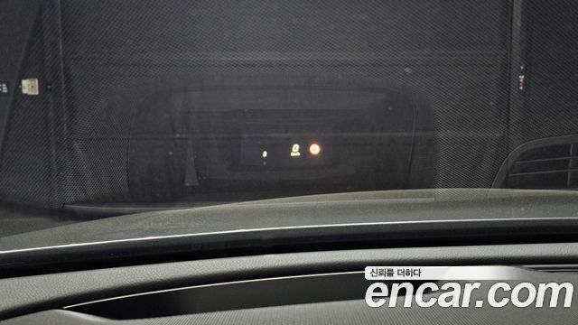 Mercedes-Benz E-Class E200 Avantgarde