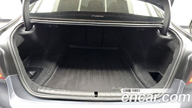 BMW 5-Series 520d xDrive M Sport Package Plus