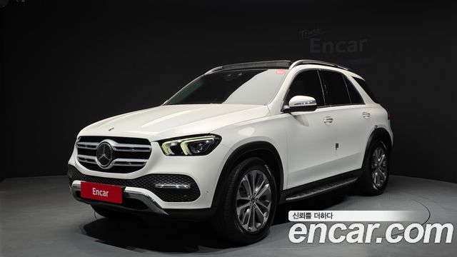Mercedes-Benz GLE-Class GLE300d 4MATIC