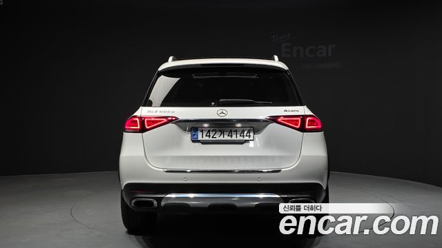 Mercedes-Benz GLE-Class GLE300d 4MATIC